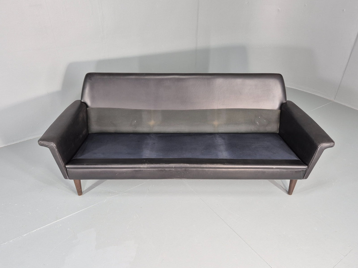 Vintage 1960s 3 Seat Sofa Danish Mid Century Design Black Leather EB10068 M3SS8