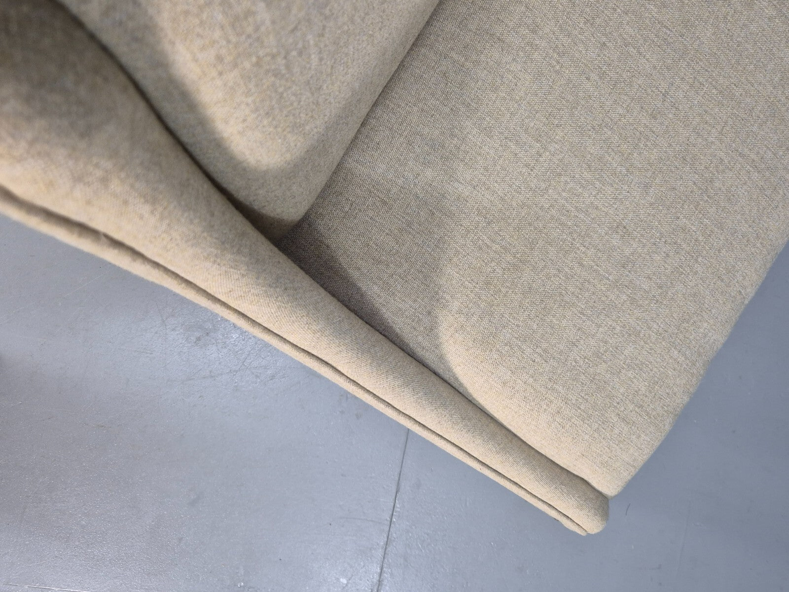 Vintage Danish 2 Seat Sofa Classic Antique Style Modern Cream Wool EB9587 V2SS - UKDK FURNITURE