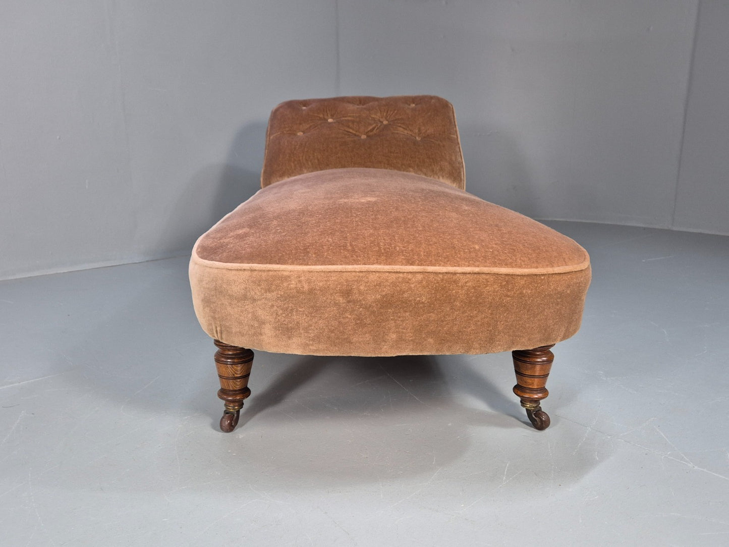Antique Chaise Lounge Edwardian Peach Velour Turned Oak Legs 1900s  EB10705 VCHA11