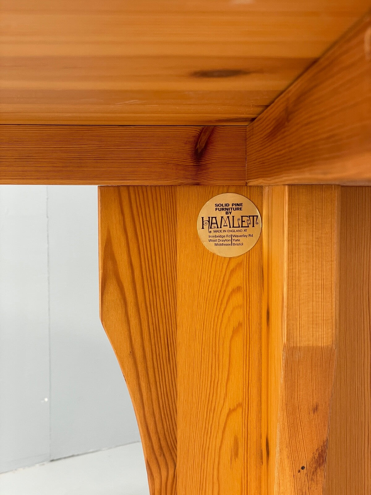 Vintage Round Solid Pine Dining Table By Hamlet Furniture 1970s EB9521 MWOO - UKDK FURNITURE