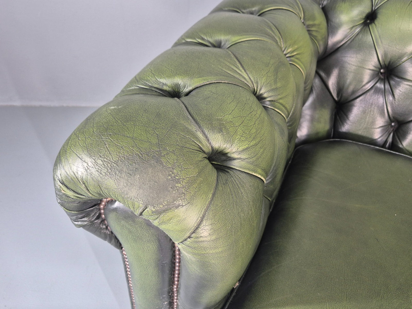 3 Seater Chesterfield Sofa Green Leather Studded Vintage EB11029 VCHE10