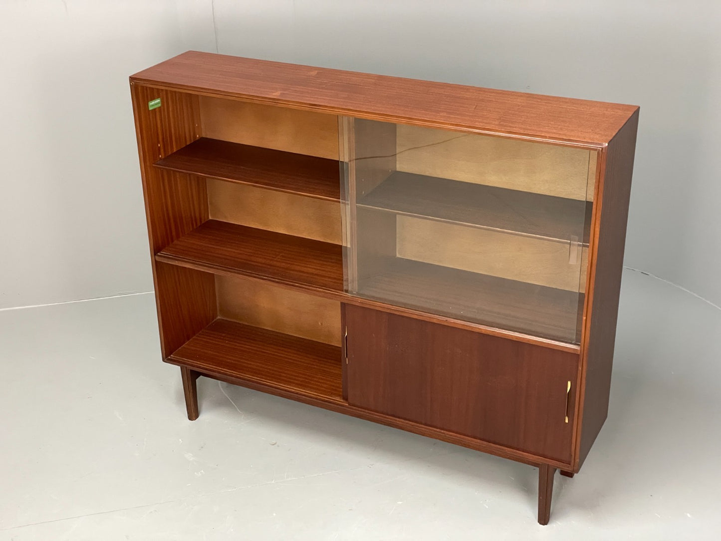 Vintage 1960s Glazed Cabinet Mid Century Beaver & Tapley Bookcase EB11536 MWOO5