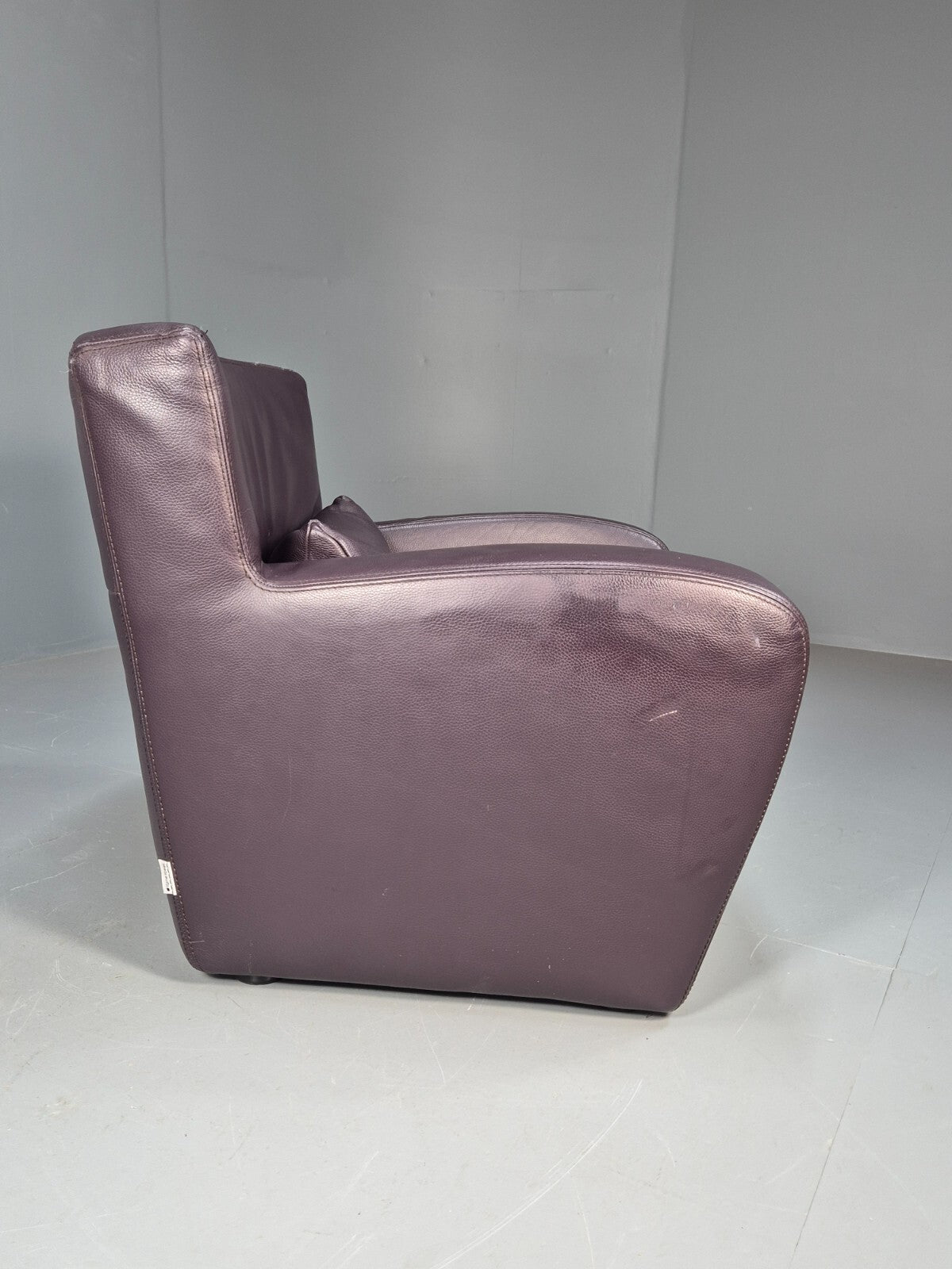 A Vintage Ligne Roset Jonathan Burgundy Leather Club Chair EB9458 MNOR - UKDK FURNITURE