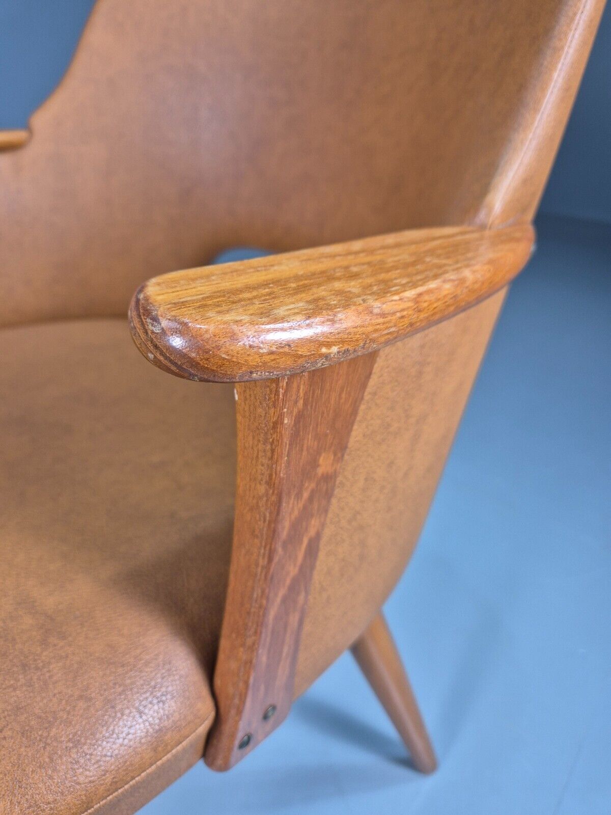 Vintage Danish Tan Vinyl And Beech Arm Chair EB7764 MNOR - UKDK FURNITURE