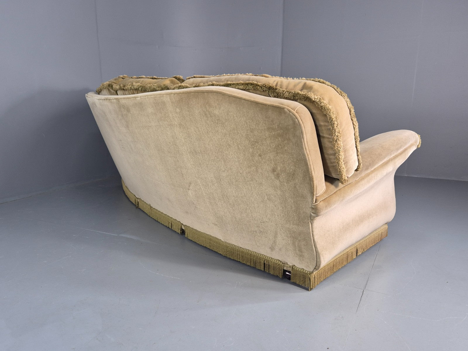 Vintage 4 Seater Sofa 1970s Retro Curved Green Velour EB11780 M4SS16