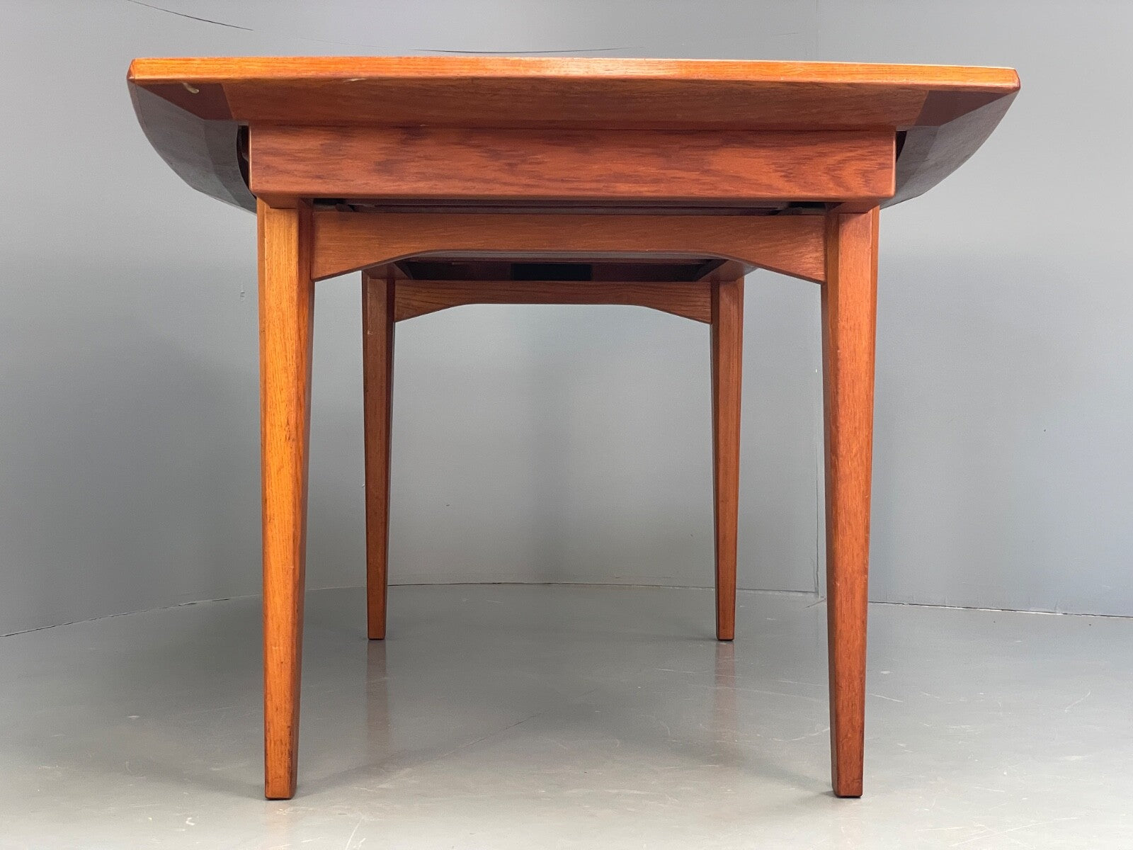 Vintage Gordon Russell Dining Table Extending Walnut & Teak 1960s EB9517 MWOO - UKDK FURNITURE