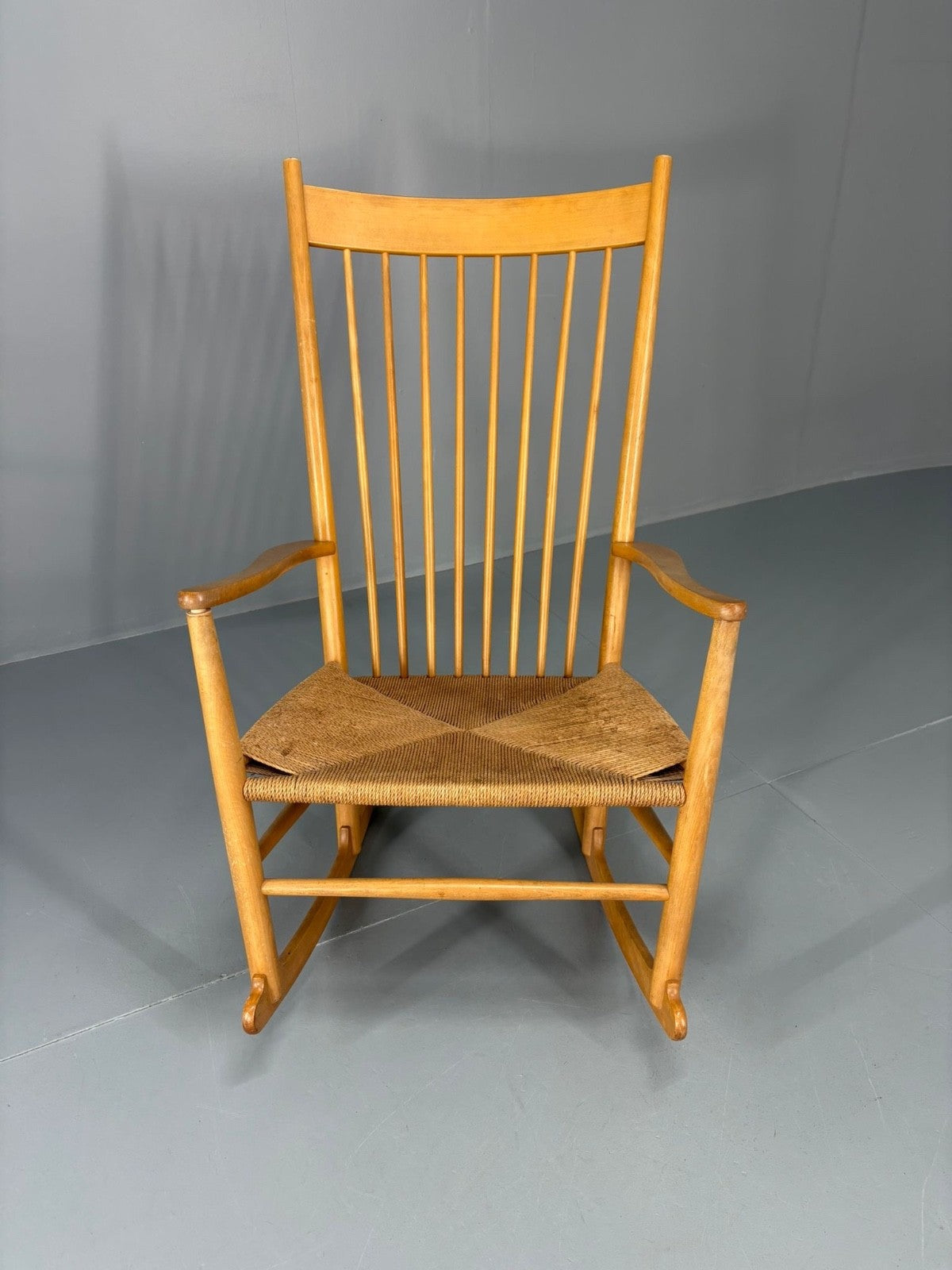 Mid Century Hans Wegner Rocking Chair J16 Frederica Stolefabrik EB10992 MNOR1