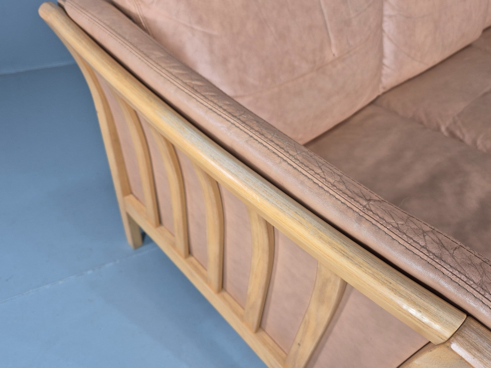 Vintage 3 Seater Sofa Danish Light Tan Leather Beech Skalma  Retro EB11914 M3SS16