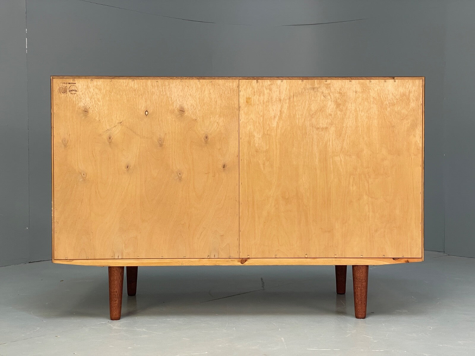 Vintage Danish Compact Sideboard By Hundevad Shelving Retro 1970s EB9442 MWOO - UKDK FURNITURE