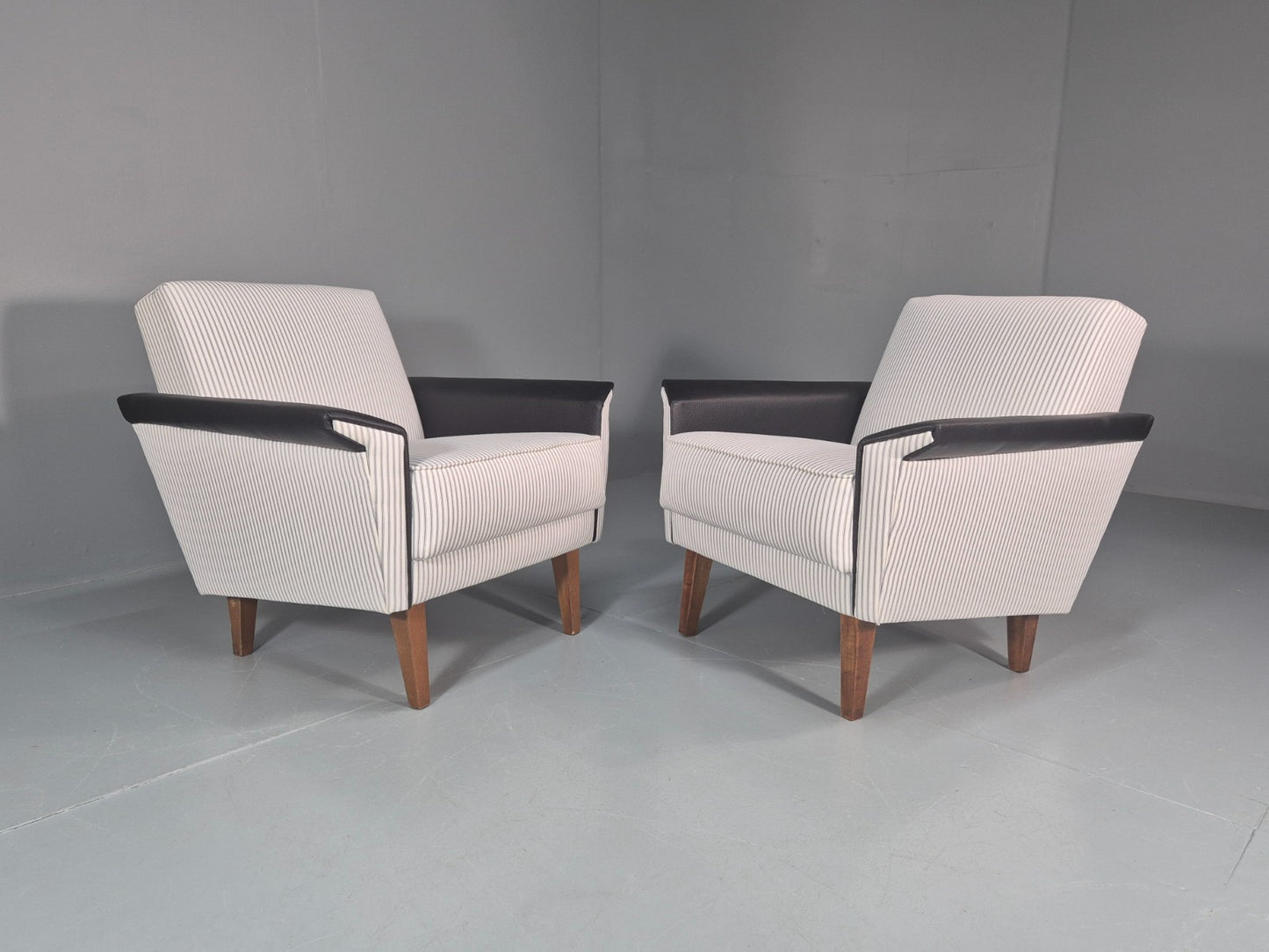 2 Mid Century Lounge Chairs Vintage Danish 1950s New Upholstery  EB10982 MNOR13