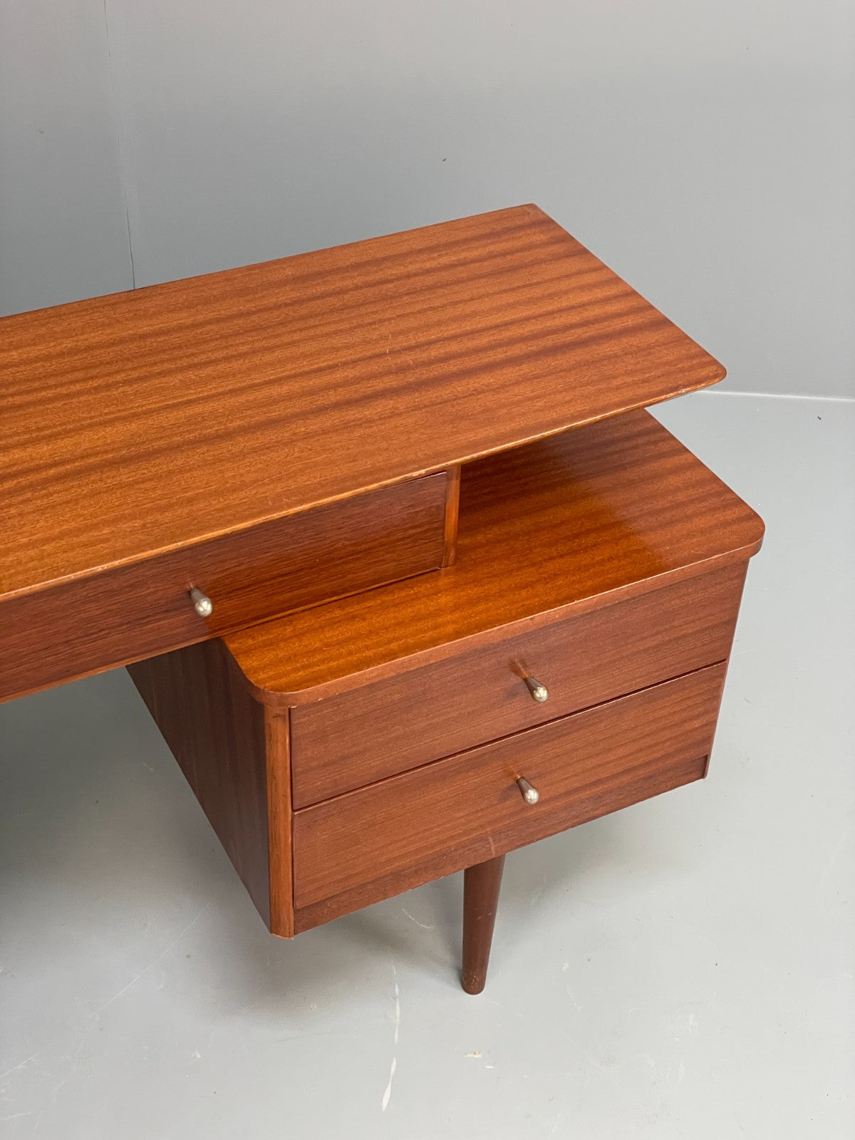 Vintage Austinsuite Teak Dresser 1950s TV Stand Austinsuite Retro EB11699 MWOO4