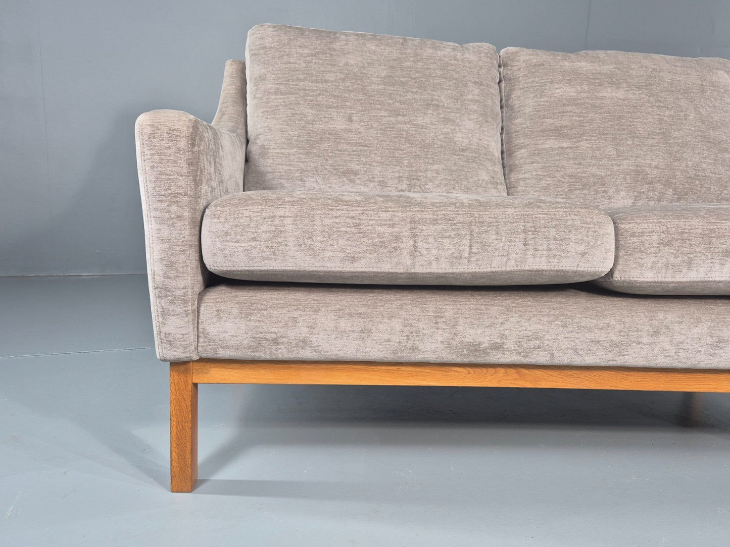 Vintage Mid Century 2 Seat Sofa New upholstery Oak base 1970s Retro EB11822 M2SS2