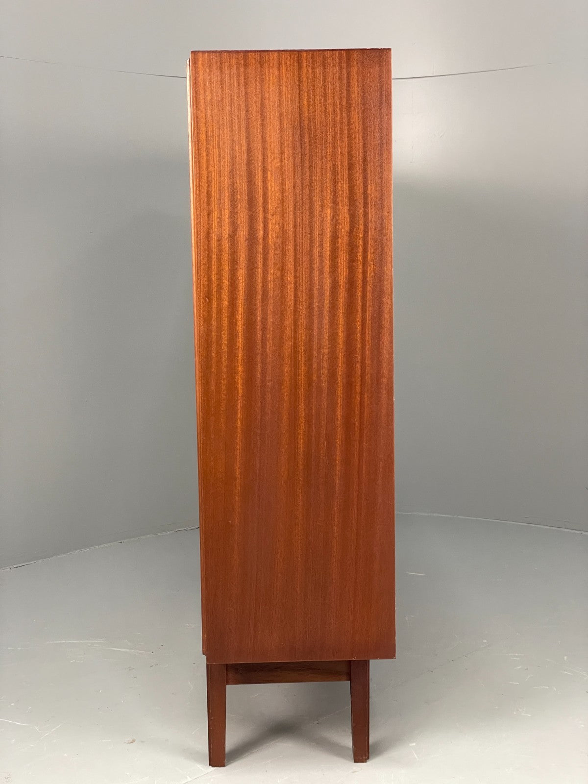 Vintage 1960s Glazed Cabinet Mid Century Beaver & Tapley Bookcase EB11536 MWOO16