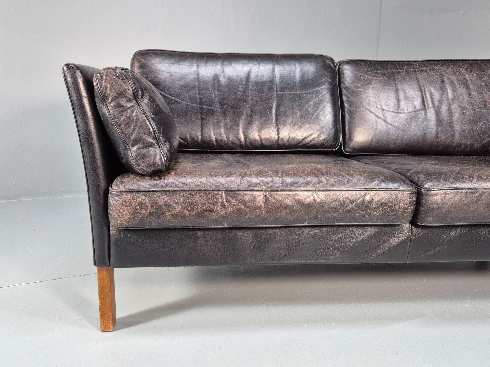 Mid Century Two Seater Sofa Black Leather Vintage Danish 1980s MCM  EB10713 M2SS3