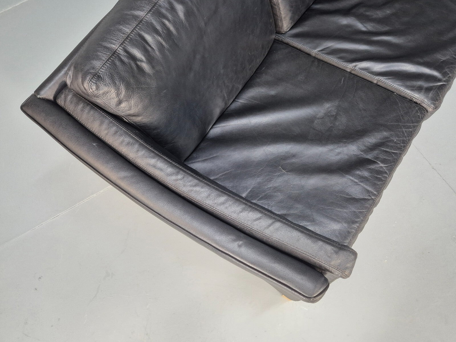 Vintage Danish 3 Seat Black Leather Sofa Modern Design MCM Retro EB9063 M3SS - UKDK FURNITURE
