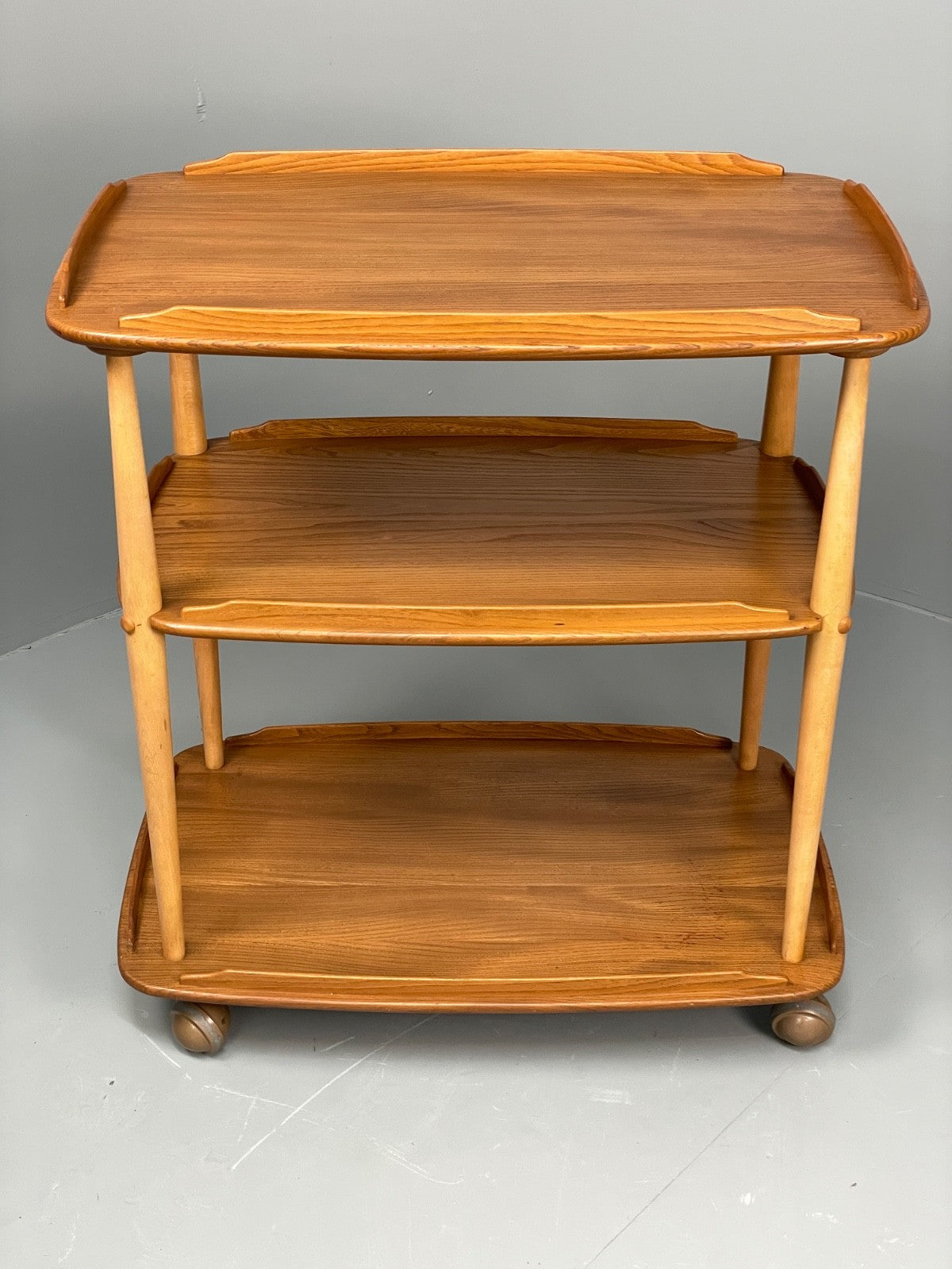 Vintage Ercol Serving Trolley Elm & Beech Mid Tone On Castors Solid EB11055 MWOO15