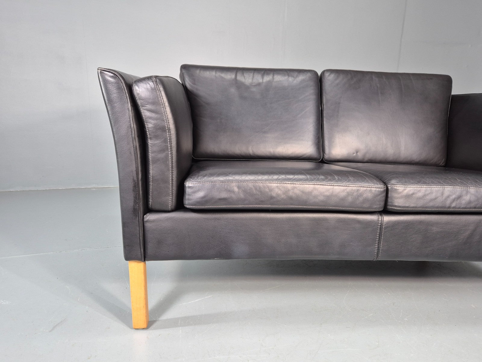 Vintage 2 Seater Settee Danish Retro Black leather and Vinyl EB11640  M2SS2