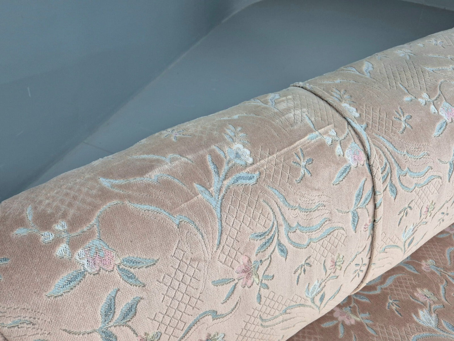 Vintage Danish Pink Cut Floral Velour Cottage Settee 1930s Antique  EB9563 V3SS6