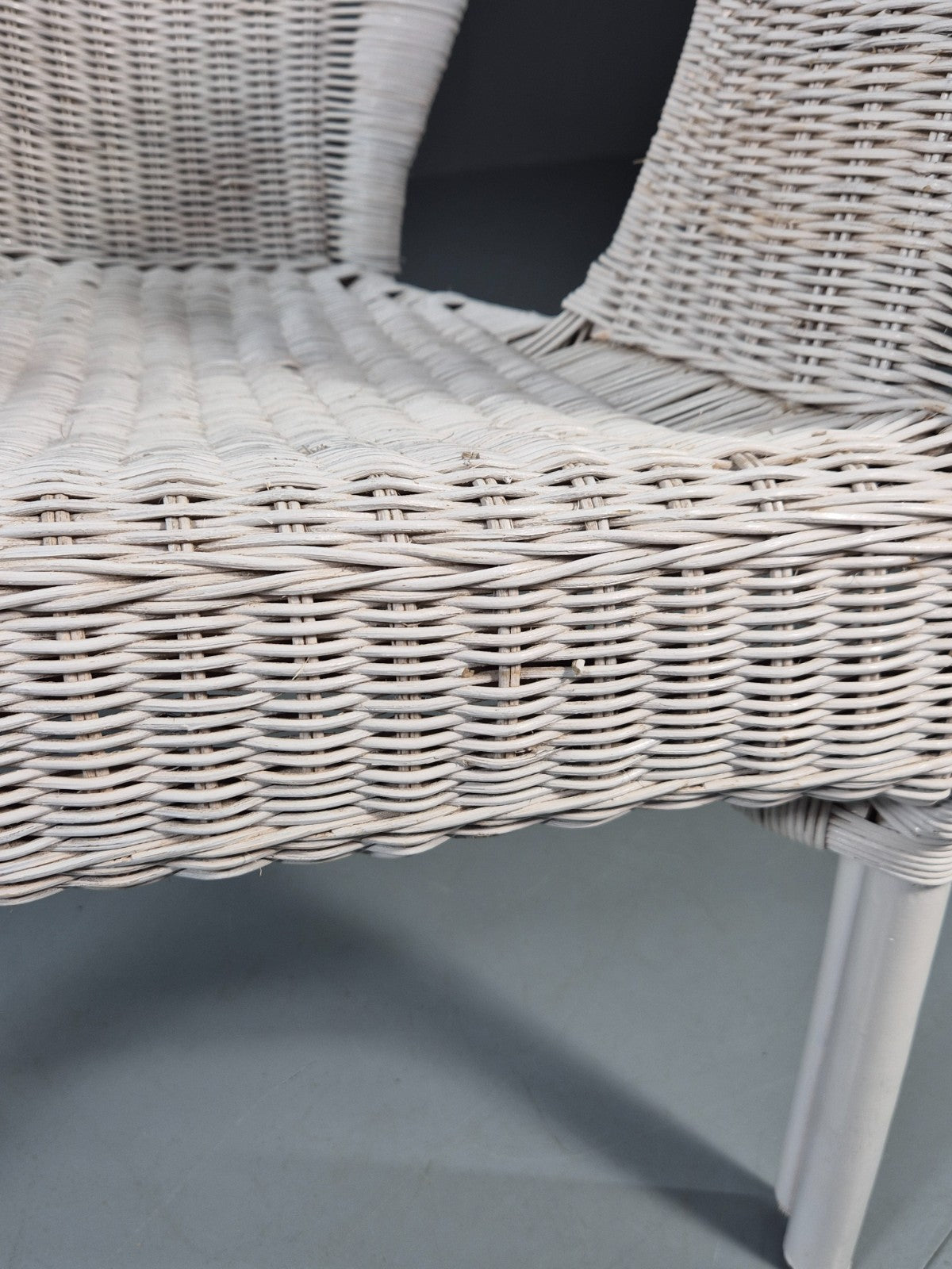 Vintage Rattan Lounge Chair White Painted 1970s Retro EB11219 VBER5