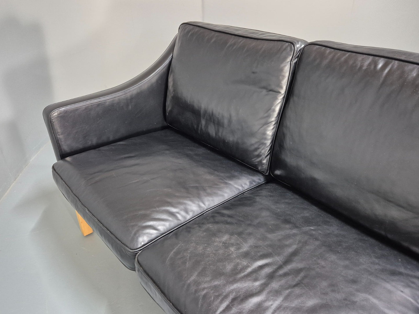 Vintage 3 Seater Leather Sofa Danish Mogensen Style Black 1980s EB10689 M3SS21