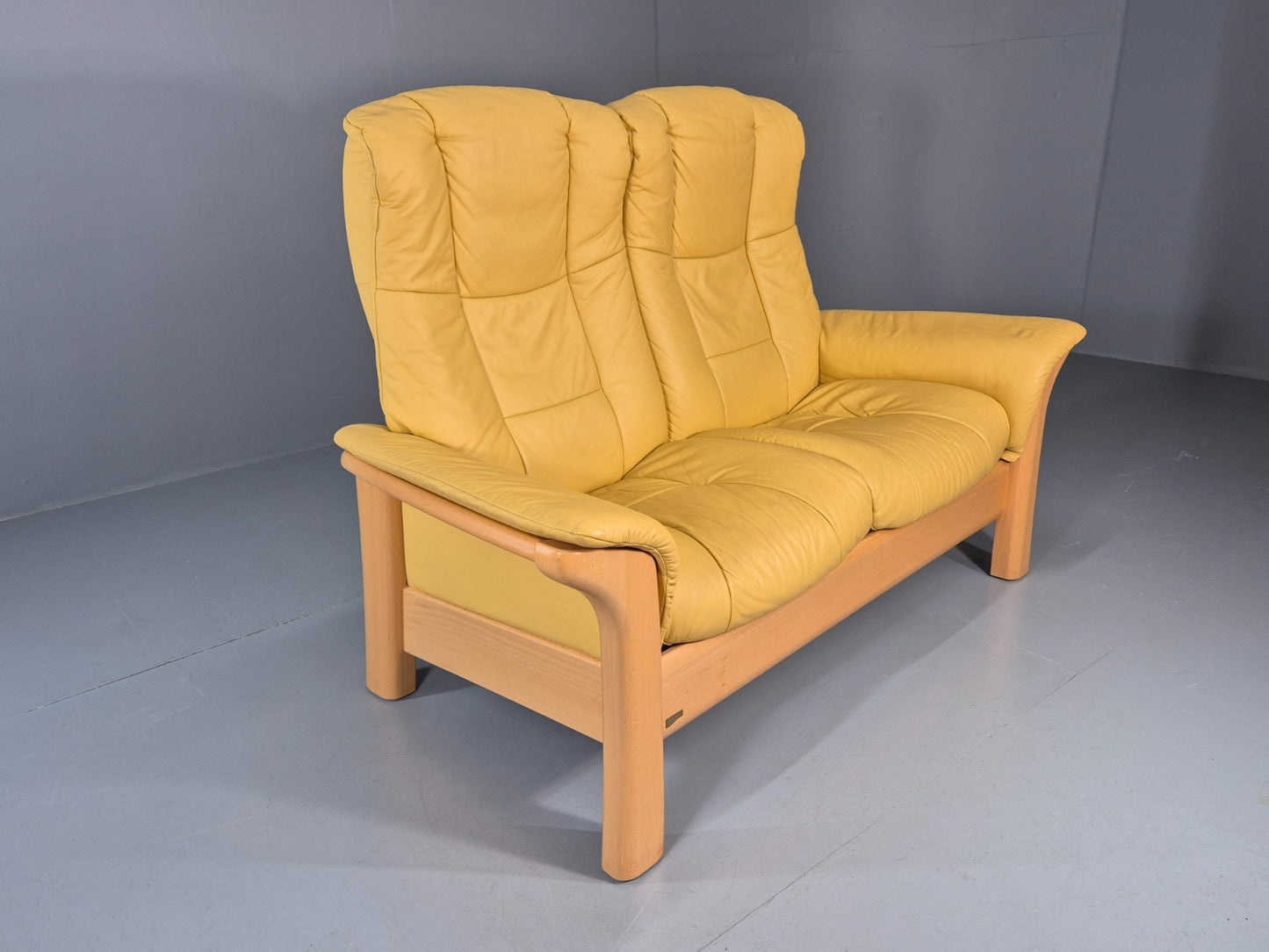 Ekornes Stressless Two Seater Leather Sofa Recline Stressless  EB11266 M2SS11