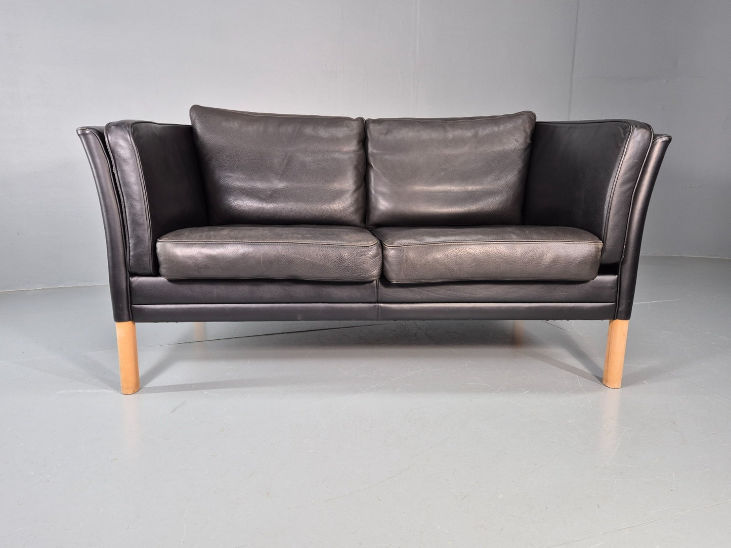 Vintage Danish Two Seater Leather Sofa Quality Feather Filled Retro EB11643 M2SS4