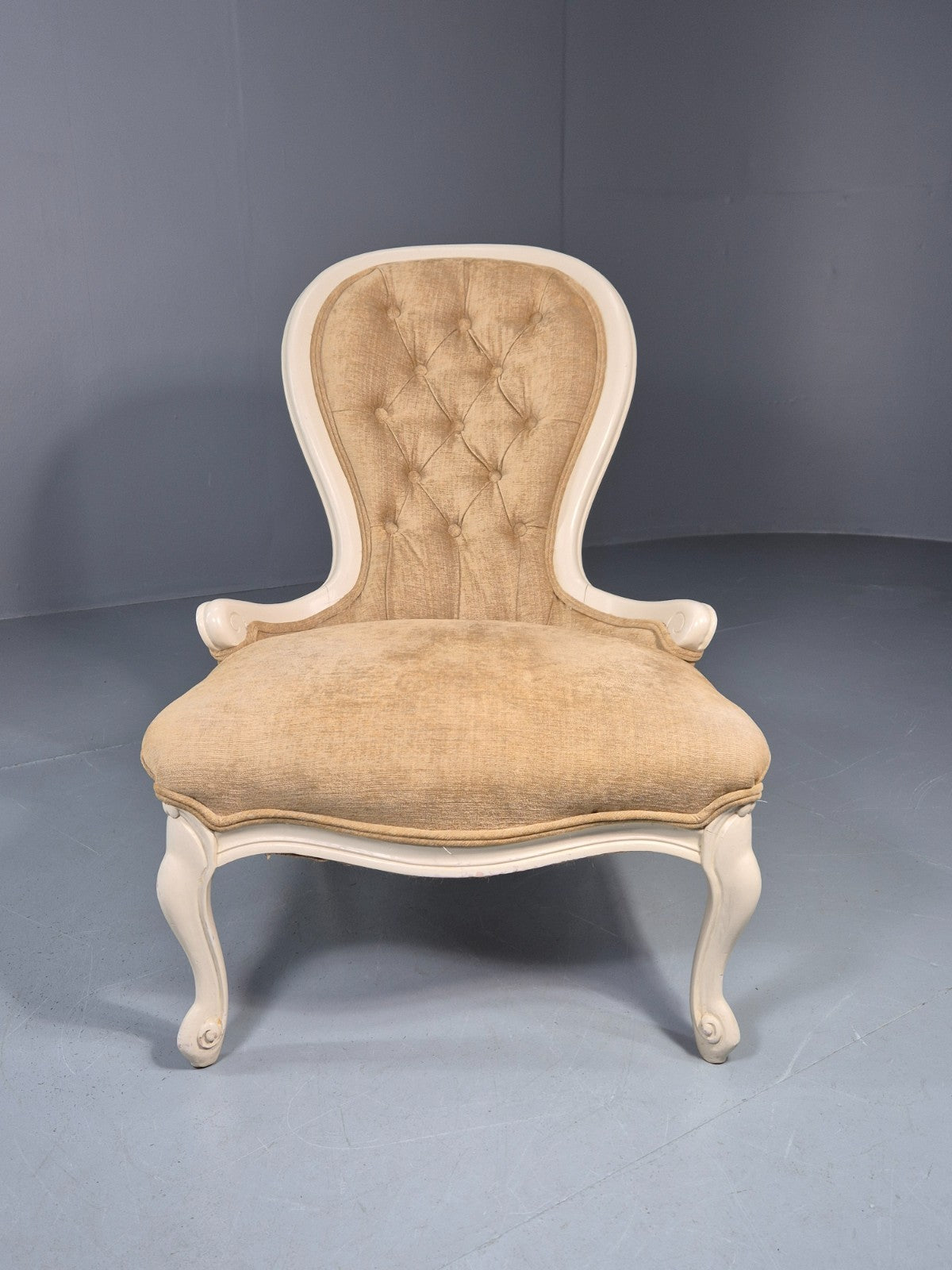 Antique Balloon Back Saloon Chair Victorian Nursing Chair  EB11221 VCLO2