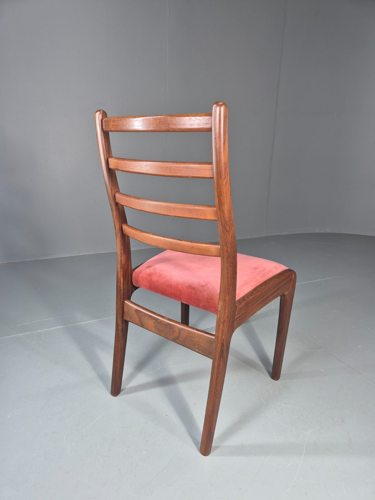 Vintage G Plan Dining Chair 1970s Pink Velour Teak Retro MCM  EB11649 VDIN6