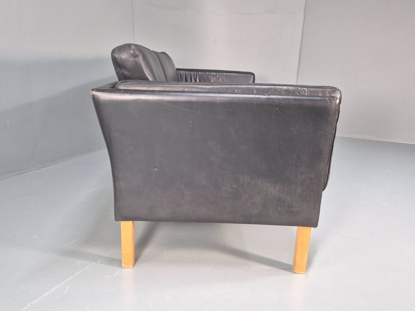 Vintage 3 Seat Sofa Danish Black Leather Mid Century Retro 1980s EB10073 M3SS16
