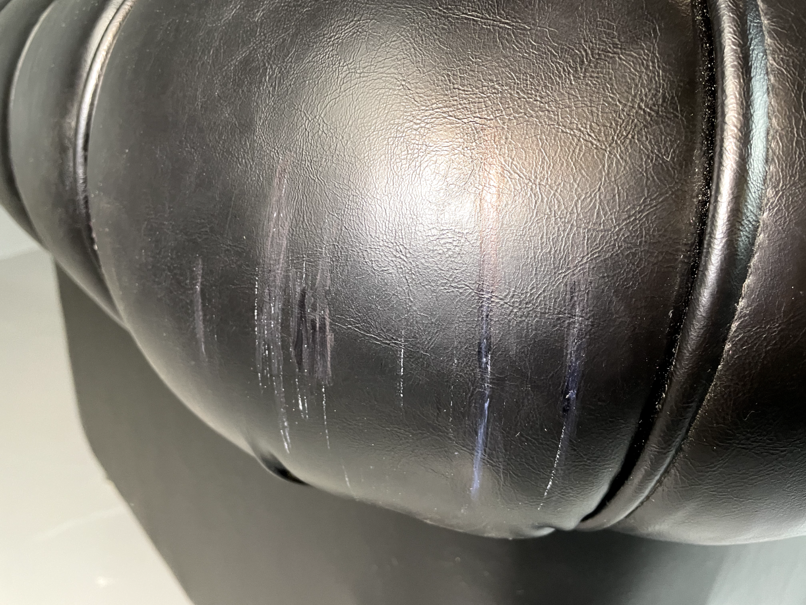 EB6358 Vintage Chesterfield Black Vegan Leather Retro VCHE - UKDK FURNITURE