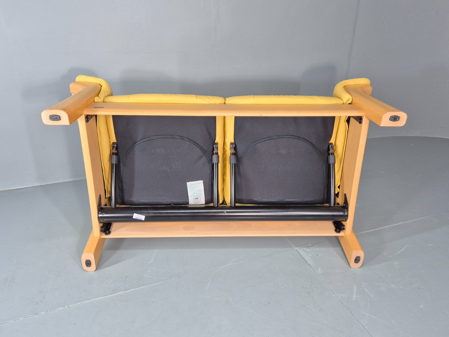 Ekornes Stressless Two Seater Leather Sofa Recline Stressless  EB11266 M2SS9