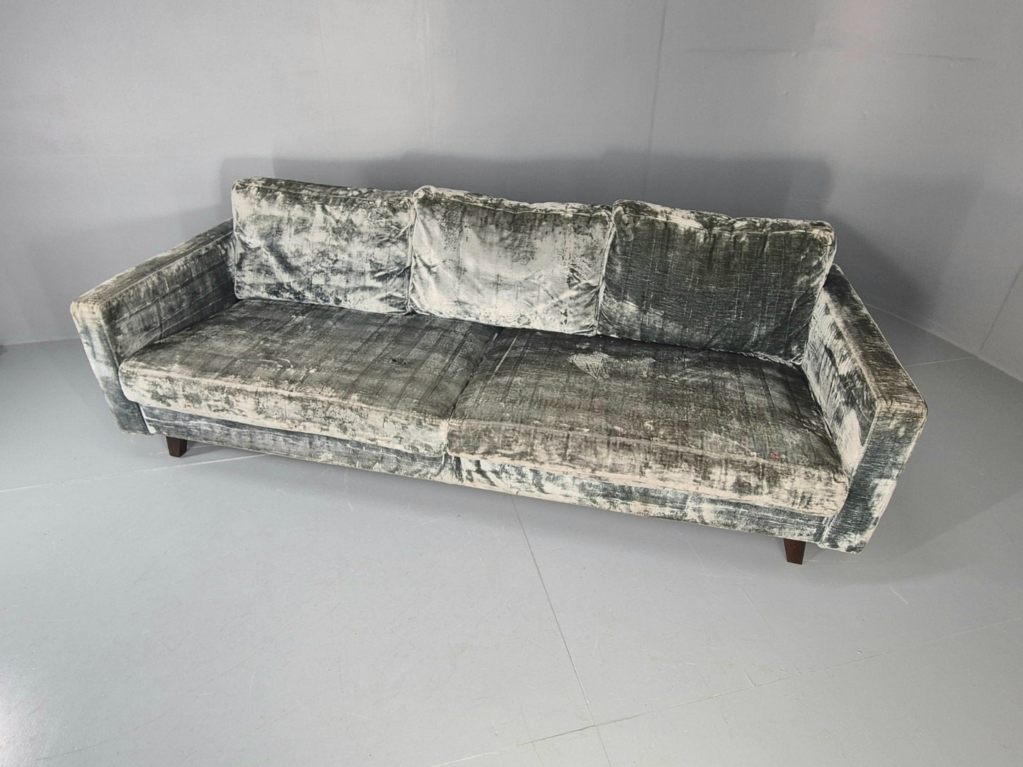 Huge 4 Seater Settee Turquoise Velvet ex Hotel Modern Design Retro EB11608 M4SS10