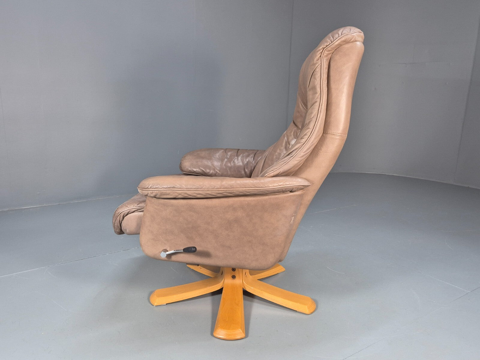 Vintage Danish Swivel and Recline Lounge Chair Beige Leather 1980s EB8889 MSWI - UKDK FURNITURE