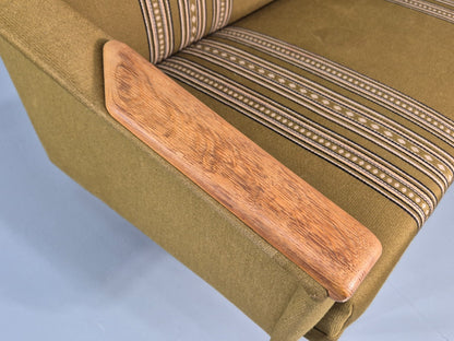 Vintage Three Seater Settee Danish Wool Oak Details 1970s Retro EB11359 M3SS12