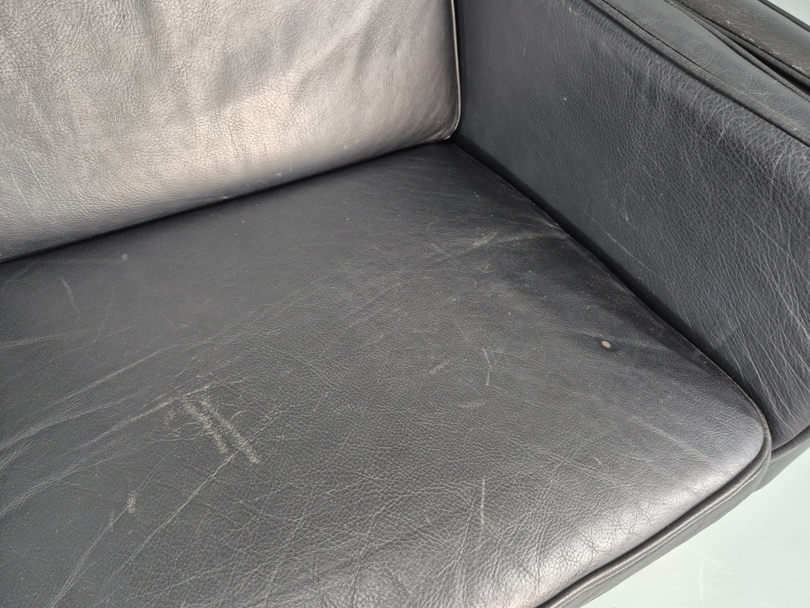 Vintage 2 Seat Sofa Danish Black Leather Mogensen Style Retro 1980s EB10464 M2SS9