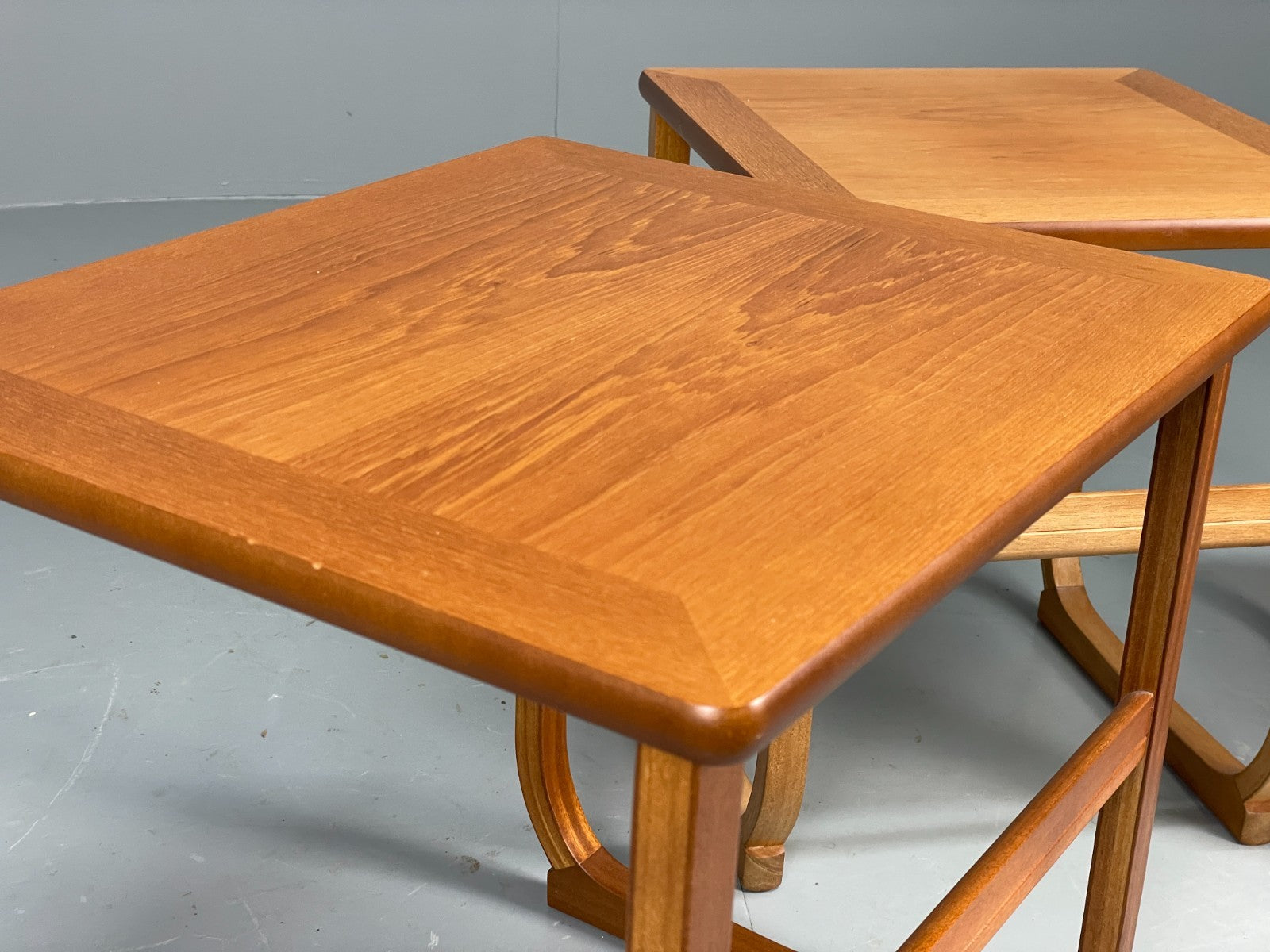 Vintage Nathan Side Tables 1980s Teak Nesting Set 3 Ply Frame EB11549 MWOO13
