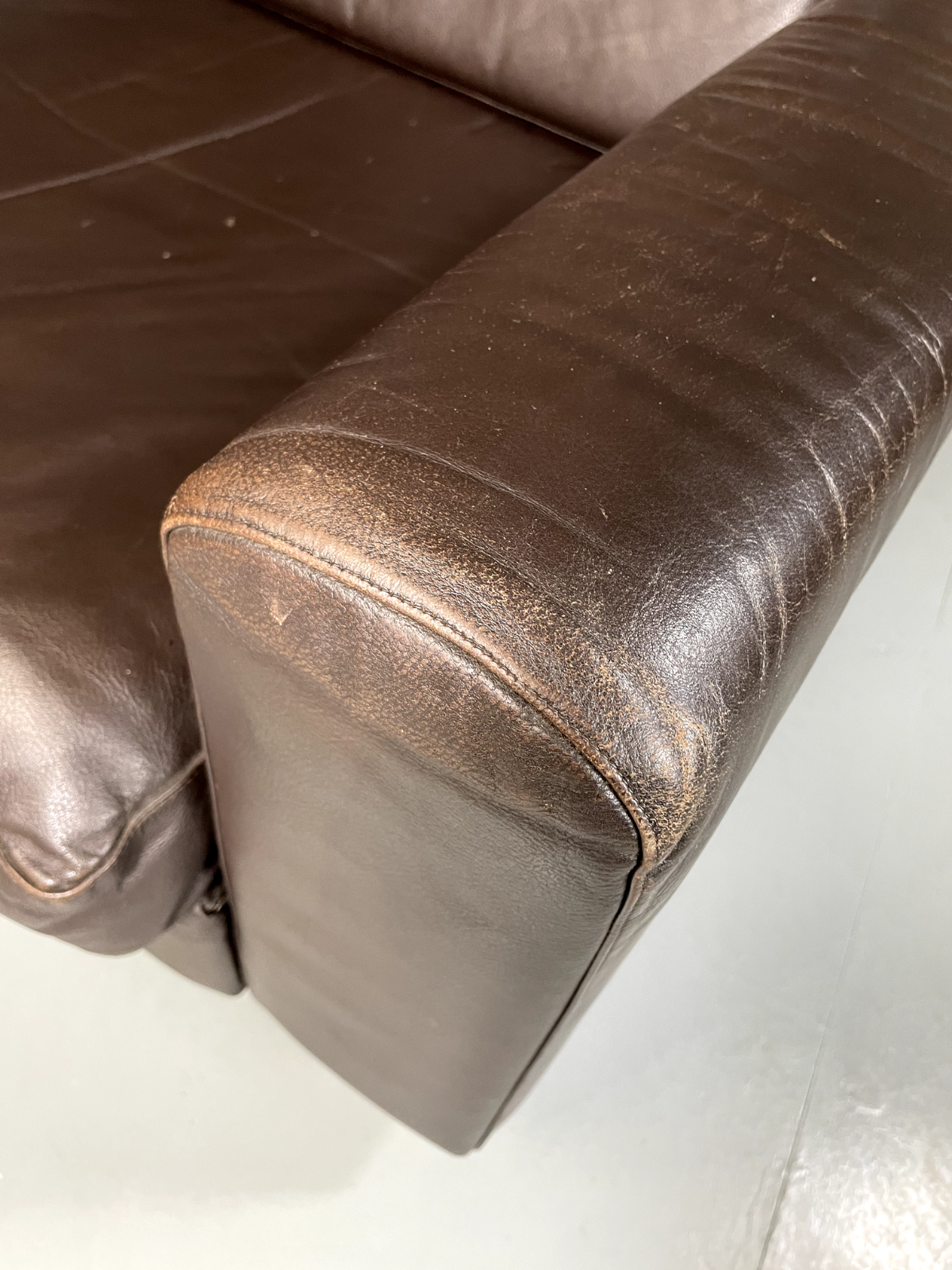 Danish Leather Lounge Chair Vintage 1970s Retro MCM EB5406 MNOR11