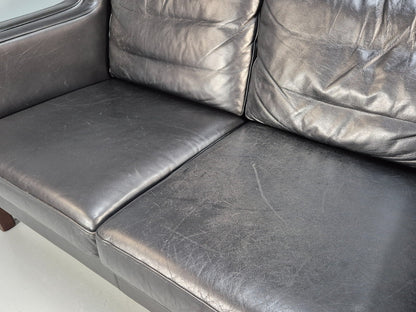 Vintage 2 Seater Black Leather Danish Sofa Borge Mogensen Style EB9078 M2SS - UKDK FURNITURE