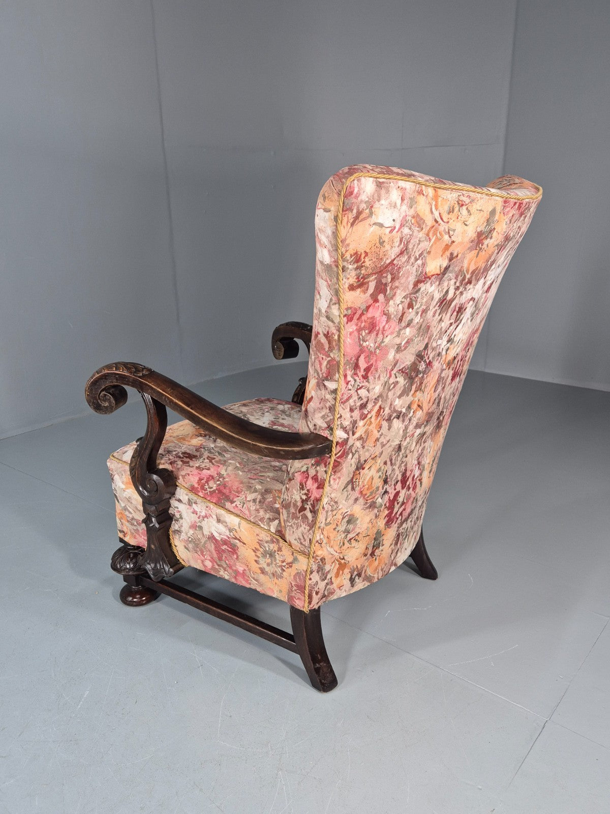 Vintage Carved Oak Chair Floral Fabric 1940s Traditional Curved EB10752 VCAR12