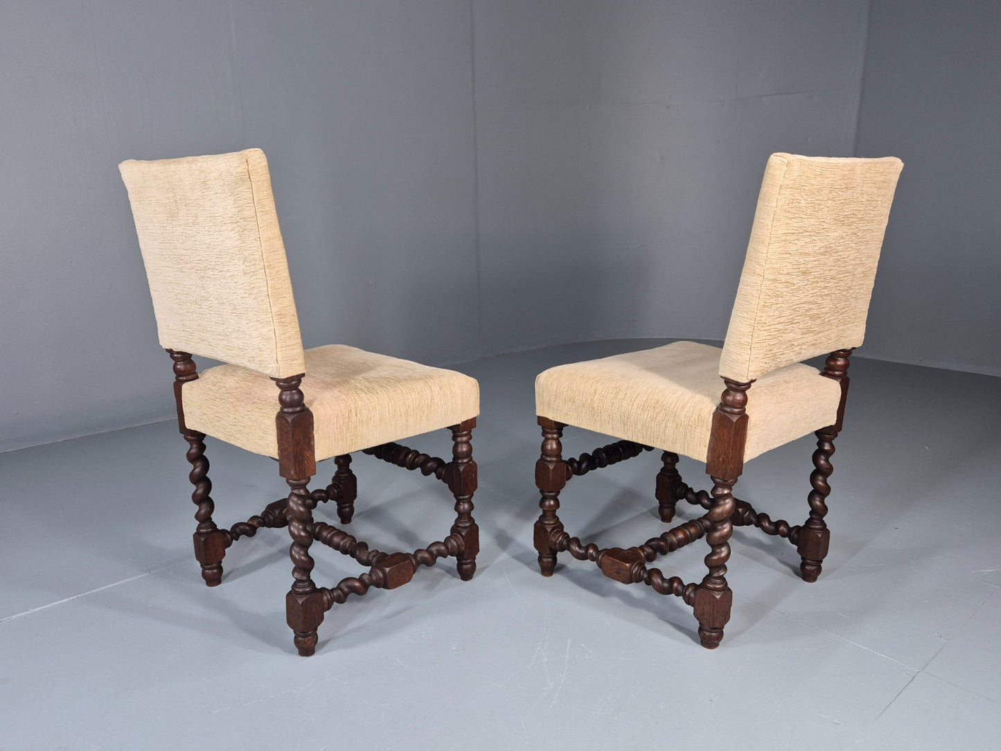 2 Baroque Dining Chairs in Oak Barley Twist H Stretchers Antique EB11425 VDIN10