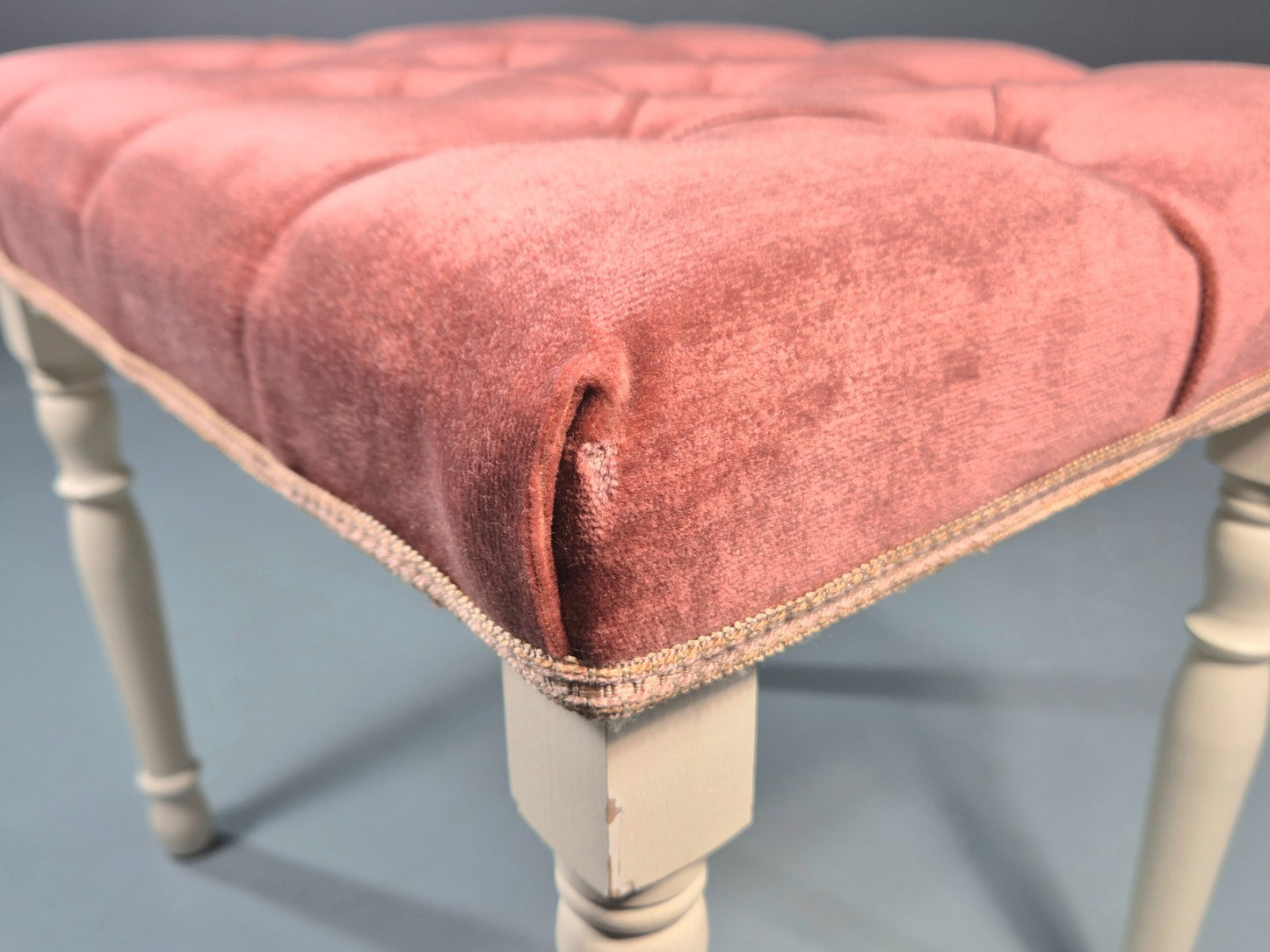 1970s Retro Dressing Table Stool Pink Velour Rococo Styled Kitsch EB11963 VWOO9