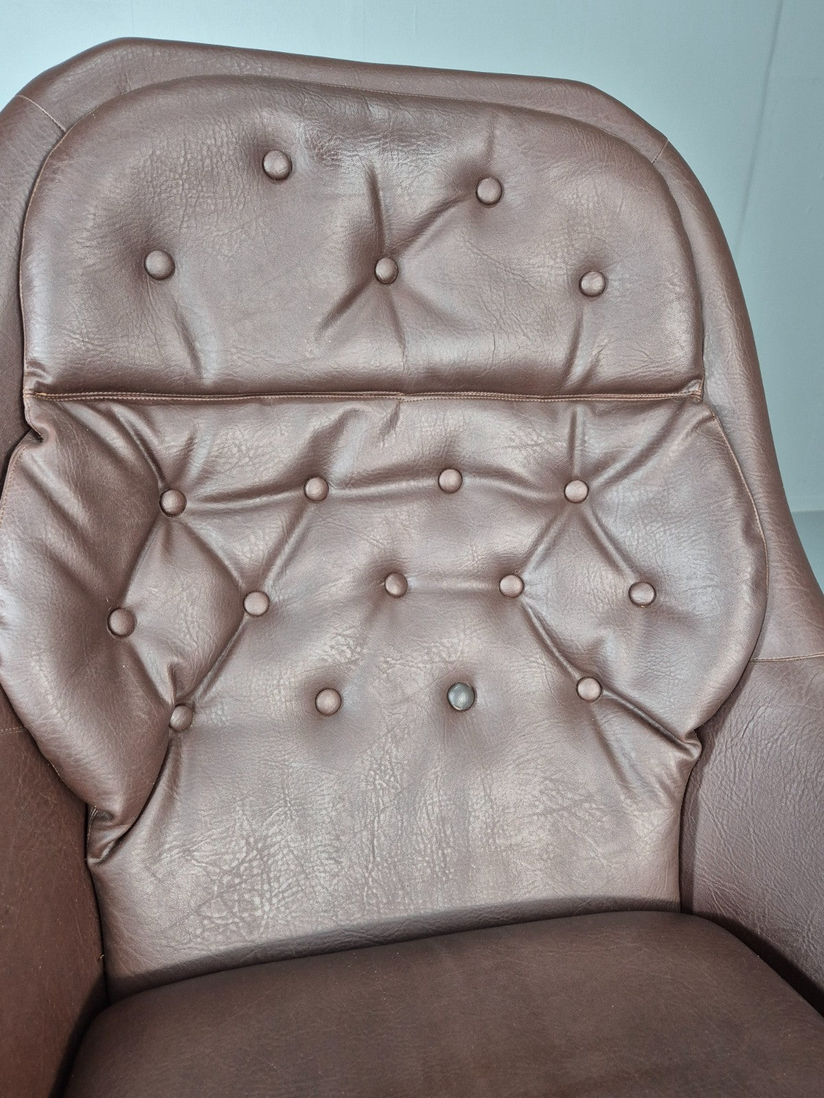Retro Swivel Bucket Chair 1970s Denmark Brown Vinyl Mid Century EB11415 MSWI11