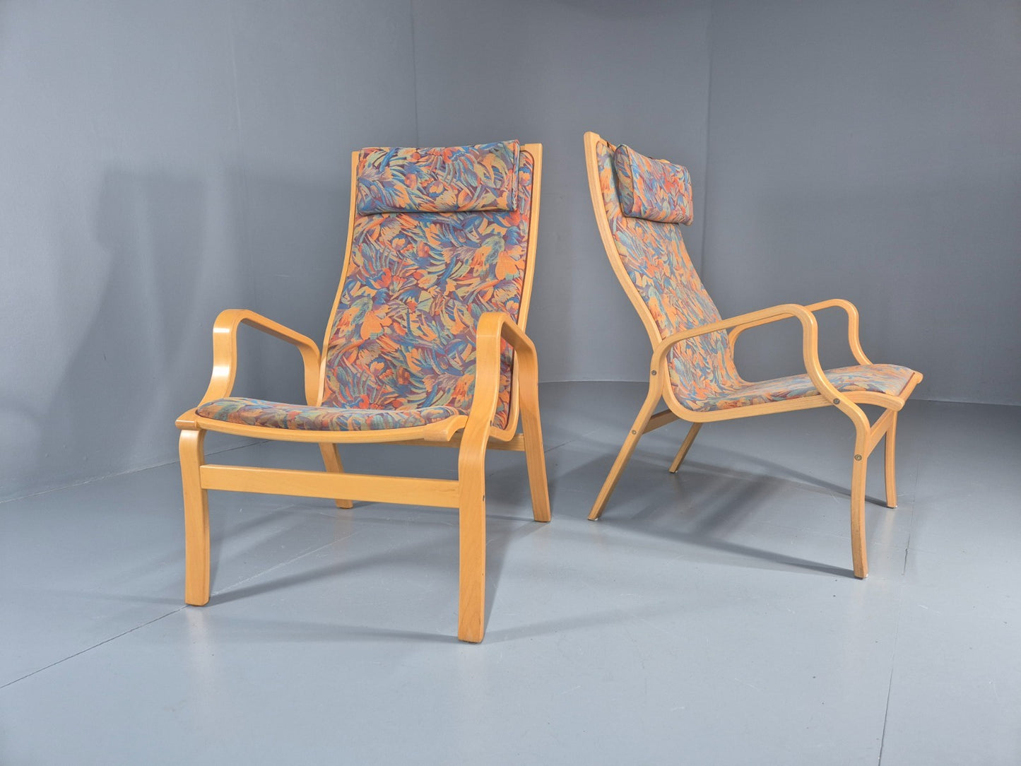 2 Vintage Bentwood Lounge Chairs Finn Ostergaard 1980s Retro MCM EB11338 MBEN1