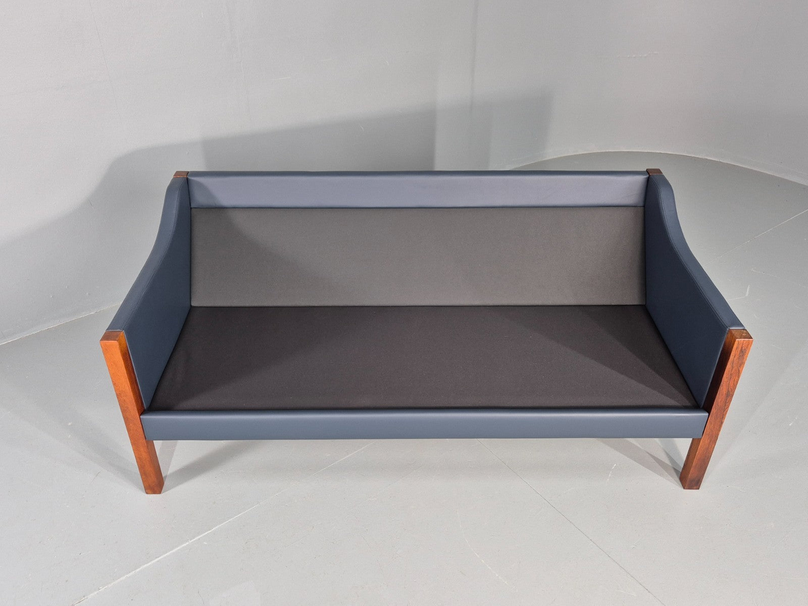 Vntage 2 Seater Sofa Danish Erik Jorgensen New Leather Upholstery  EB11928 M2SS6