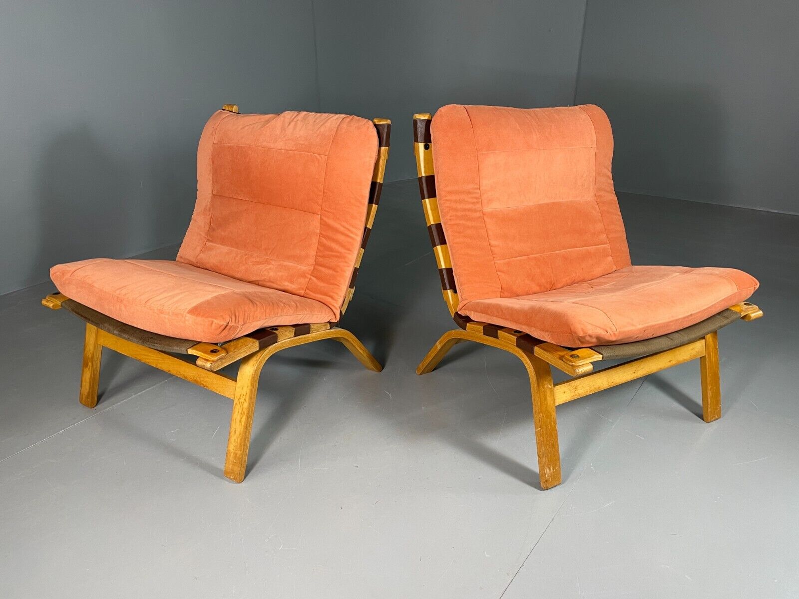 2 Vintage Danish Lounge Chairs Salmon Bentwood Farstrup Retro MCM EB6636 MNOR - UKDK FURNITURE