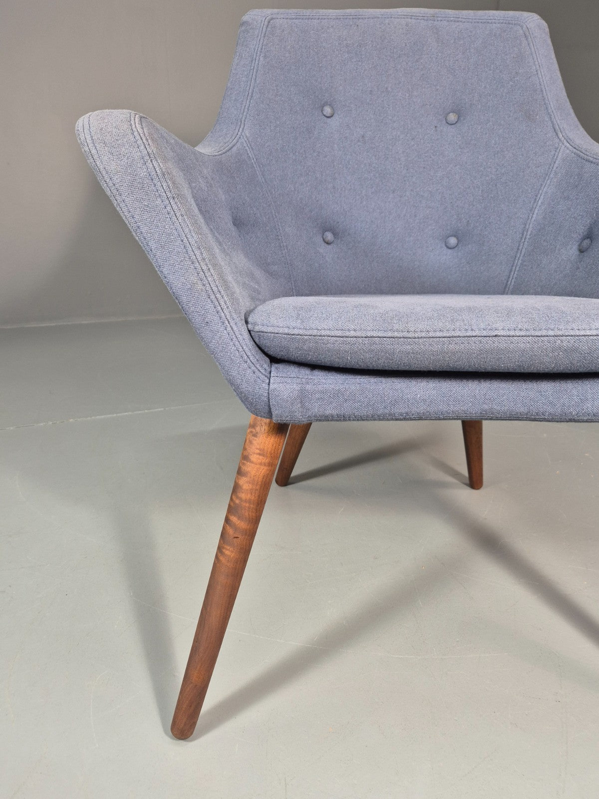 Retro Danish Tub Chair Blue Canvas Teak Turned Legs MCM Vintage  EB10747 MNOR4