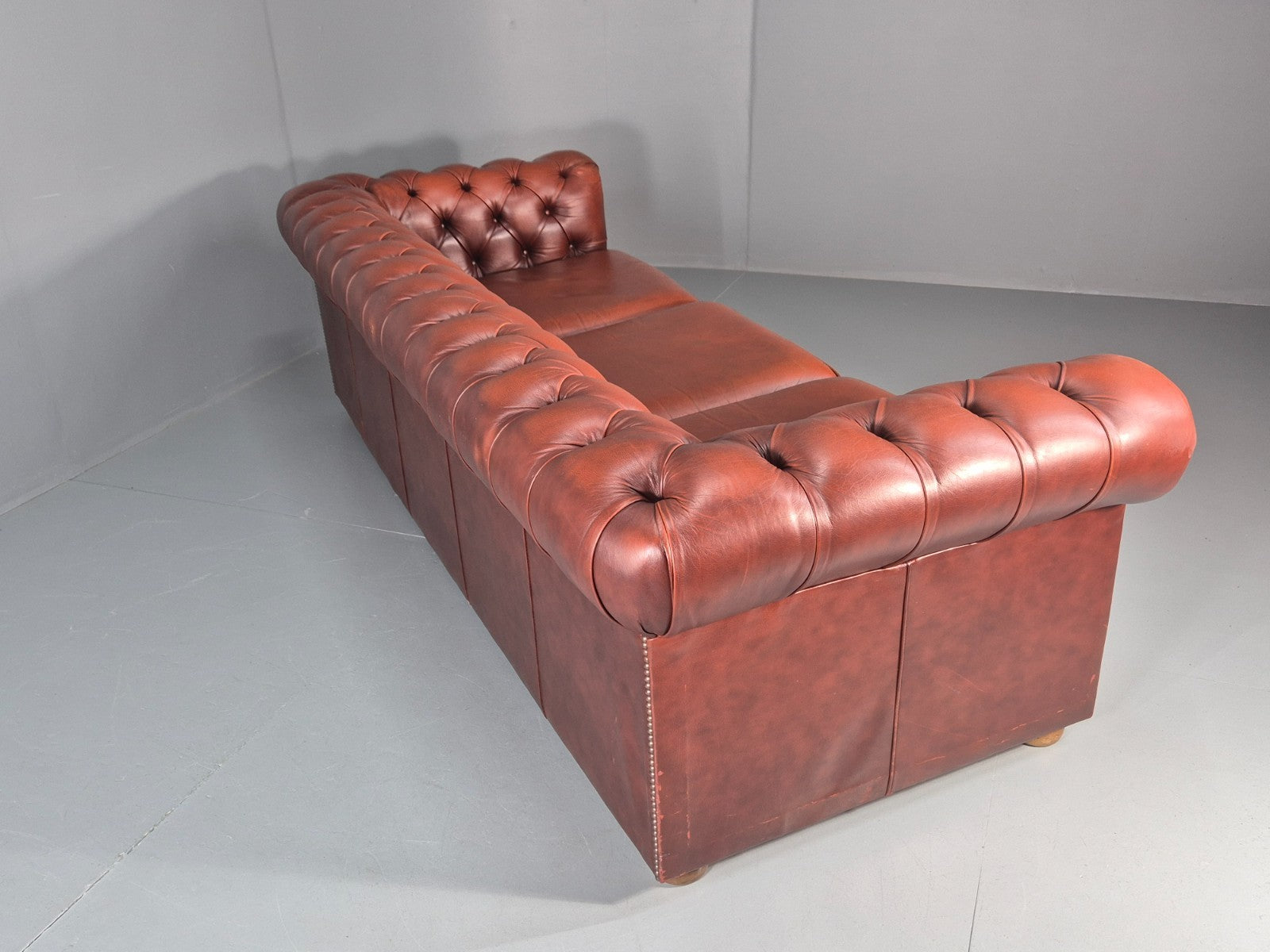 3 Seater Chesterfield Sofa Red Leather Studded Vintage EB10925 VCHE18