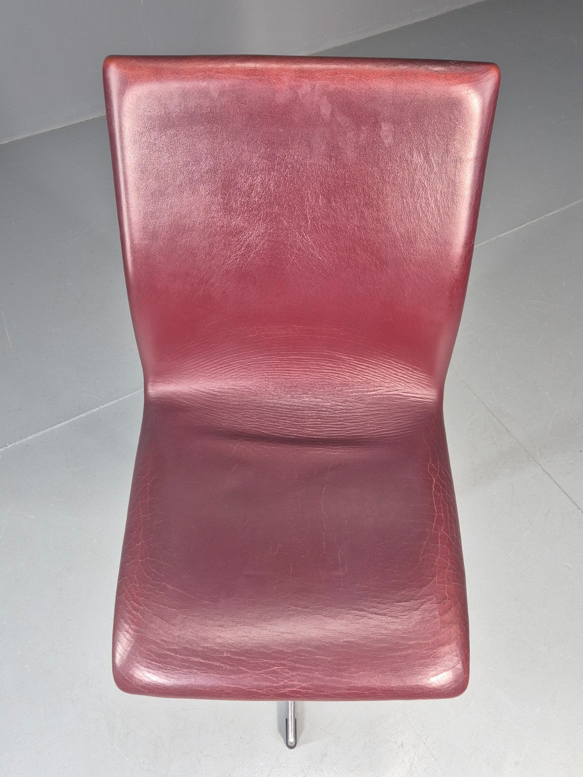 Vintage Fritz Hansen Oxford Chair Arne Jacobsen Design 2004 MCM EB11749 MSWI9
