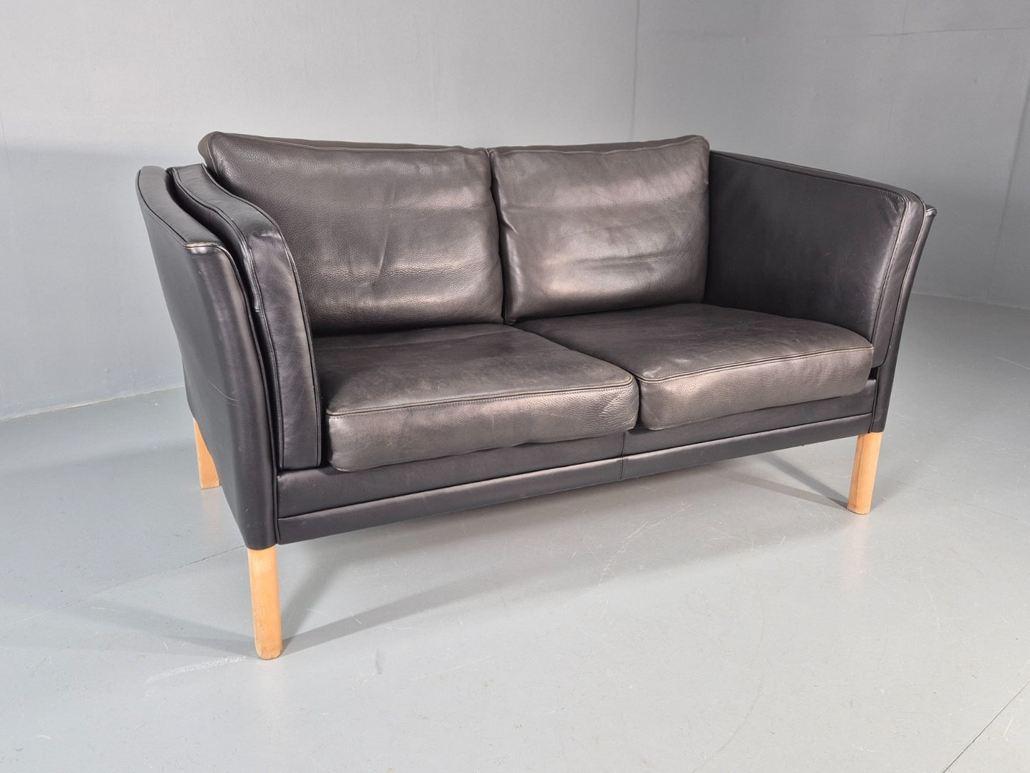 Vintage Danish Two Seater Leather Sofa Quality Feather Filled Retro EB11643 M2SS0