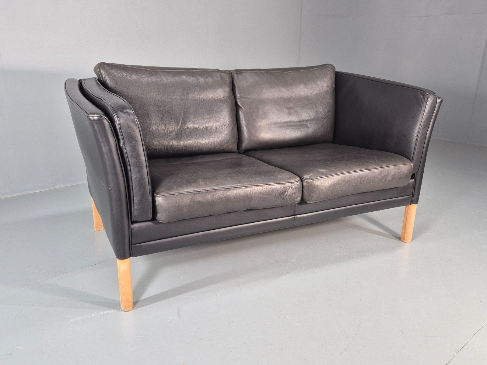 Vintage Danish Two Seater Leather Sofa Quality Feather Filled Retro EB11643 M2SS0